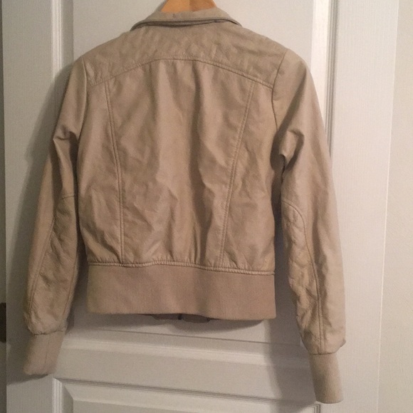 Tan jacket - NWOT - Picture 3 of 3